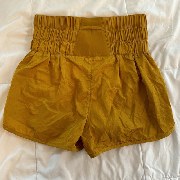 FREE PEOPLE the way home shorts Small - Picture 8 of 10